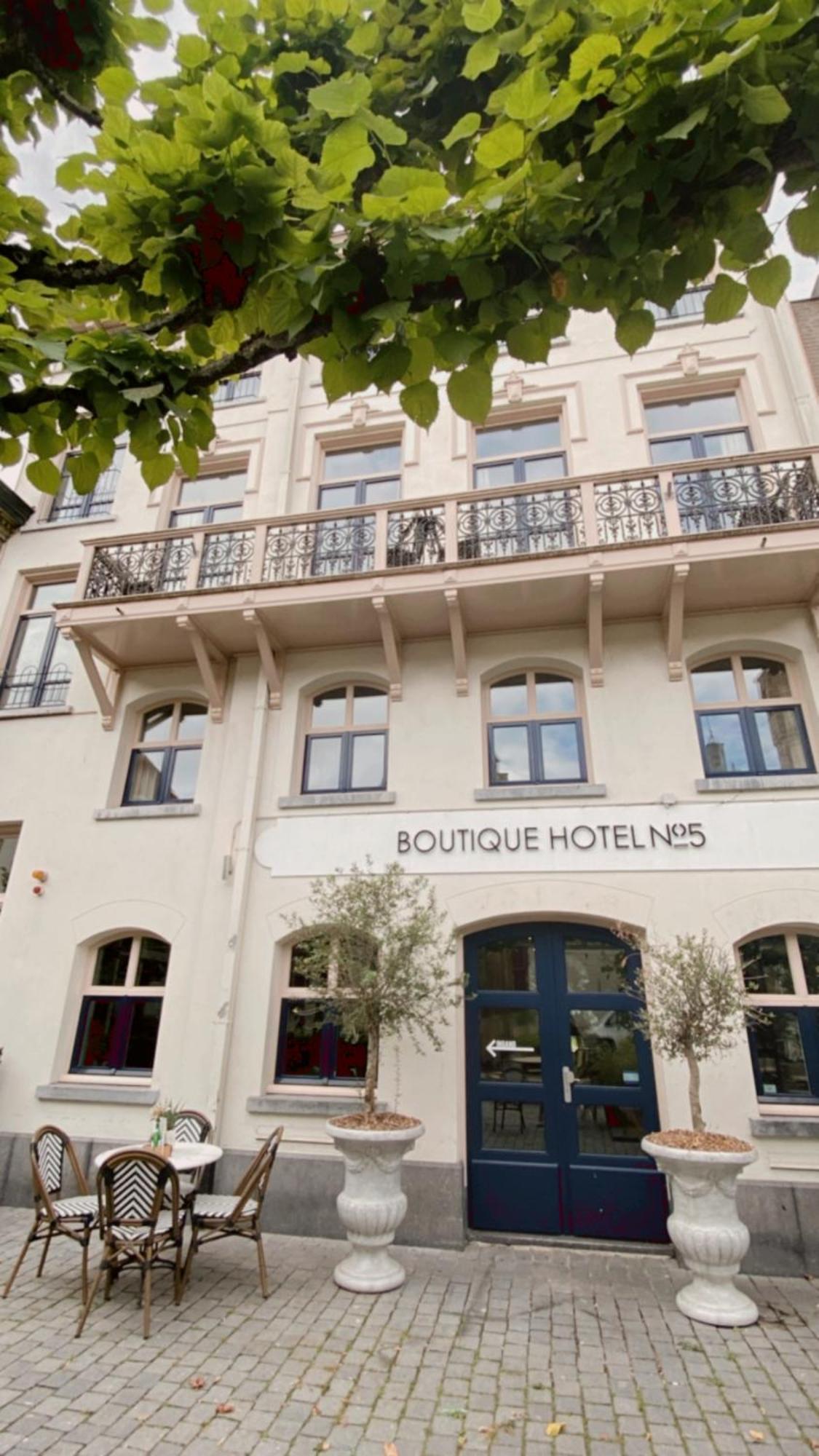 Boutique Hotel No5 Берген-оп-Зом Экстерьер фото
